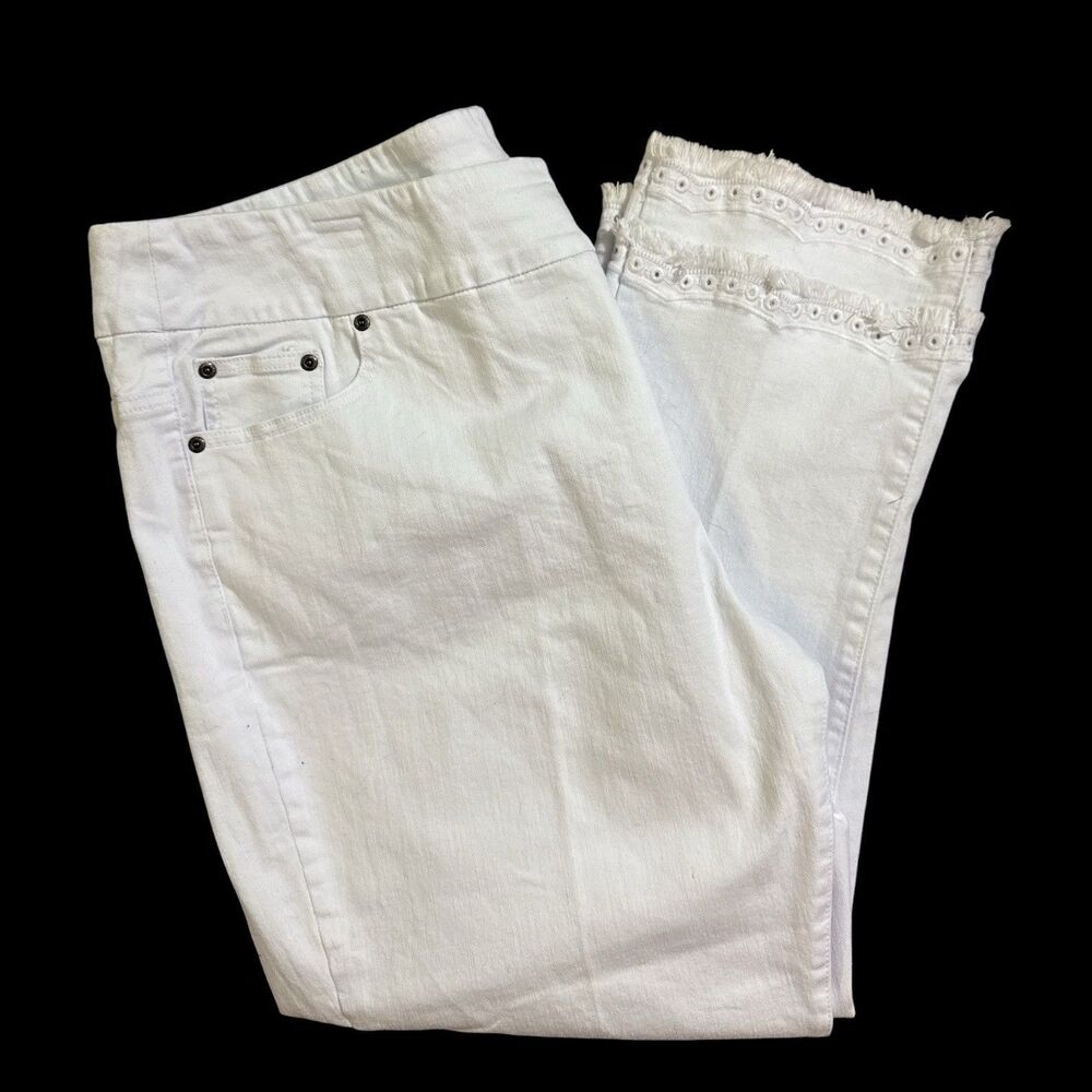 NWT Slim-sation 20W White Ankle Jeans Pull On Tummy Control Eyelet Fringe Hem